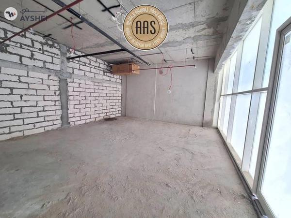 Ready To Move Shop Available At Hot Location