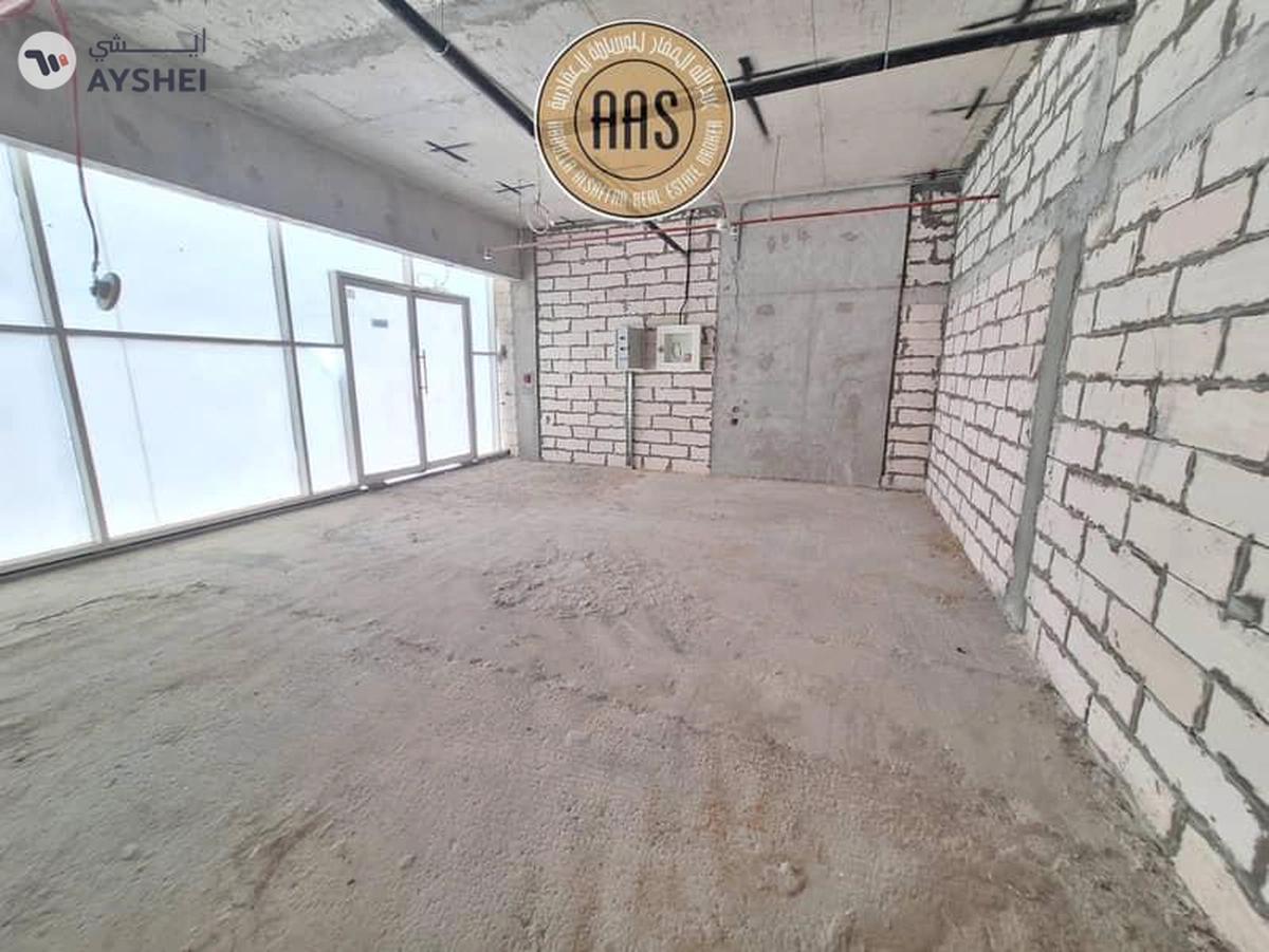 Ready To Move Shop Available At Hot Location-4-4