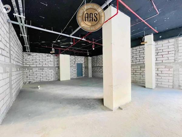 Boulevard View | Chiller Free | Brand New