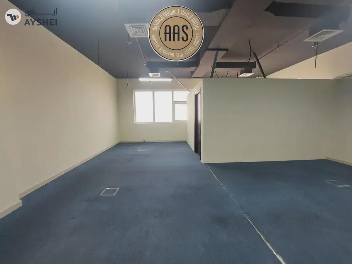 Spacious Office just 119k 1063 SqFt with all bills included-4-4