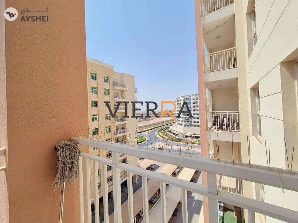 Mazaya 5, Queue Point, Liwan, Dubai-10-10