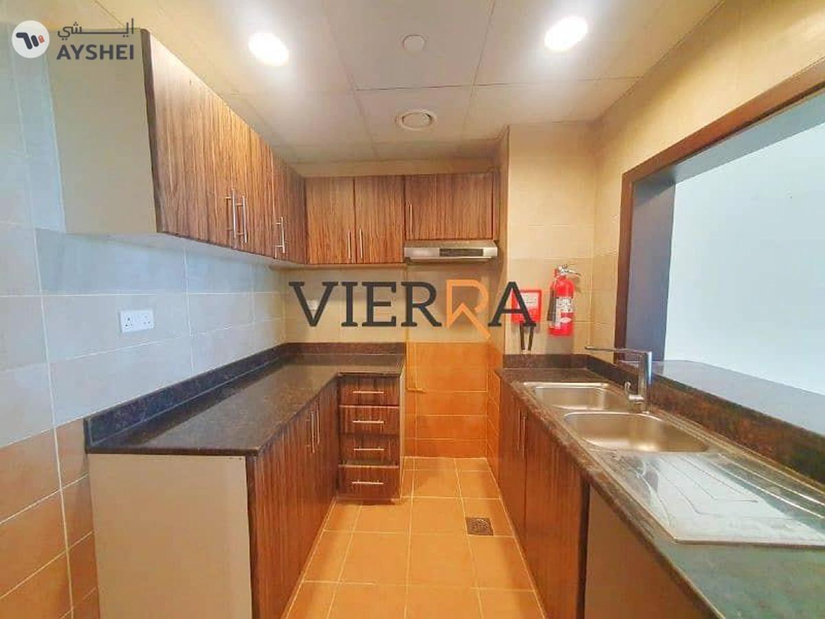 Mazaya 5, Queue Point, Liwan, Dubai-7-7