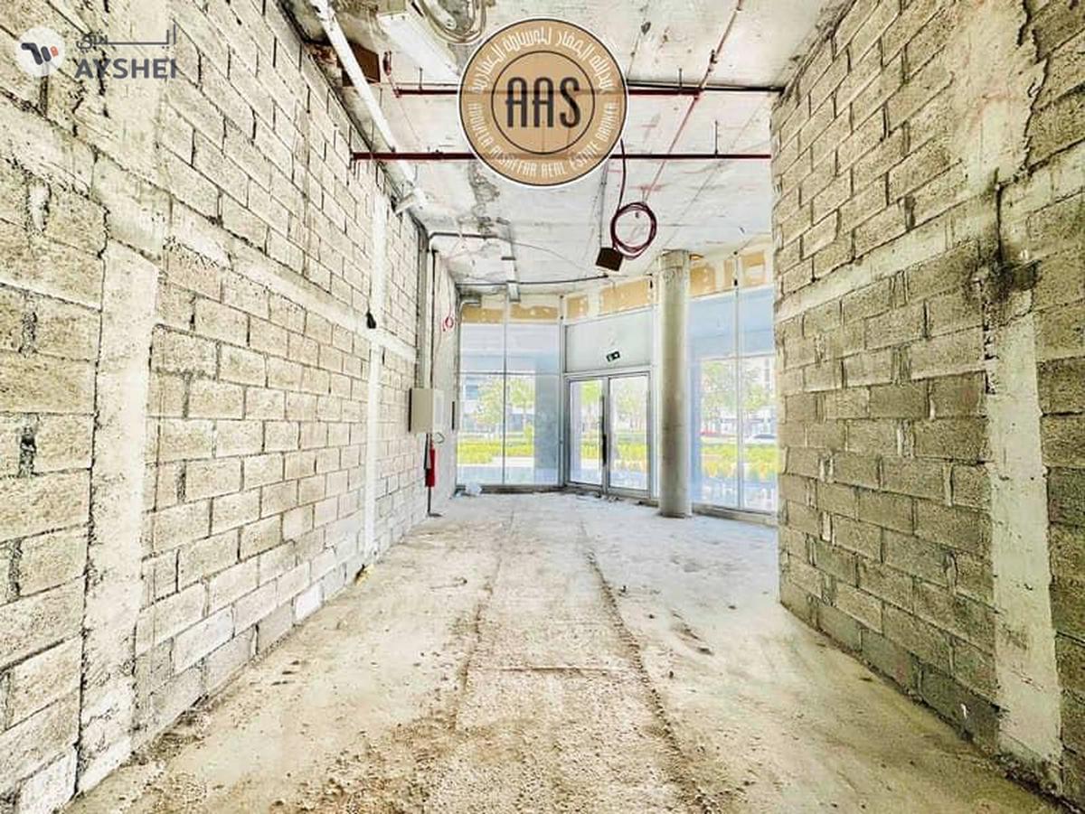 Hot Deal•Main Boulevard View Shop With Exit Door•2 Months Free•4 Cheques-0-0