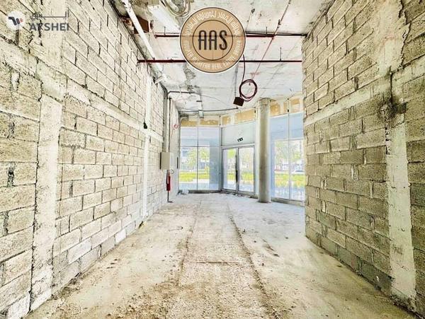 Hot Deal•Main Boulevard View Shop With Exit Door•2 Months Free•4 Cheques