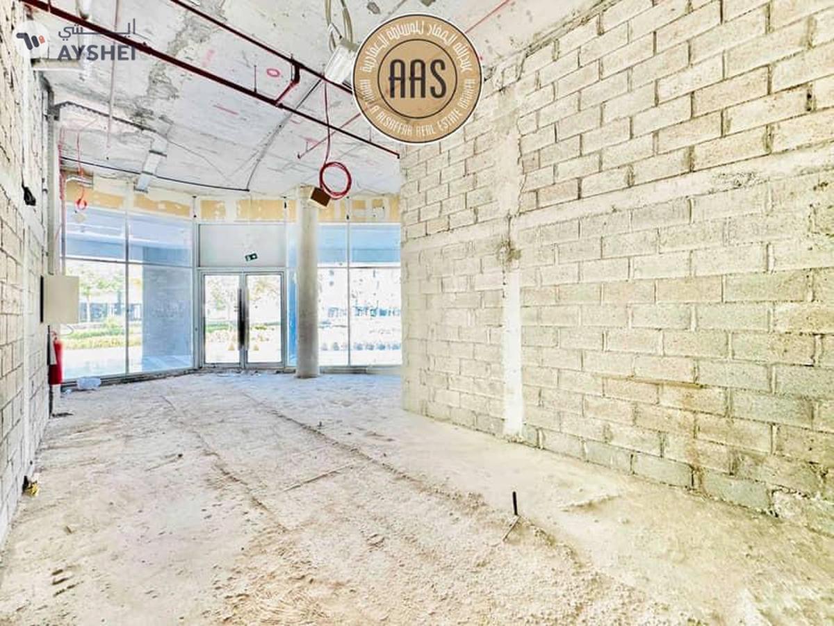 Hot Deal•Main Boulevard View Shop With Exit Door•2 Months Free•4 Cheques-5-5