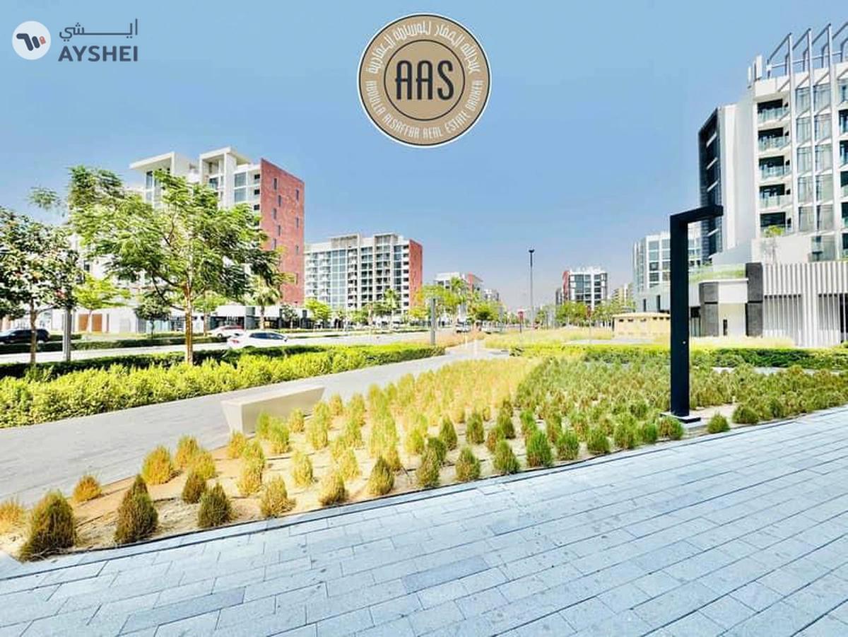 Hot Deal•Main Boulevard View Shop With Exit Door•2 Months Free•4 Cheques-7-7