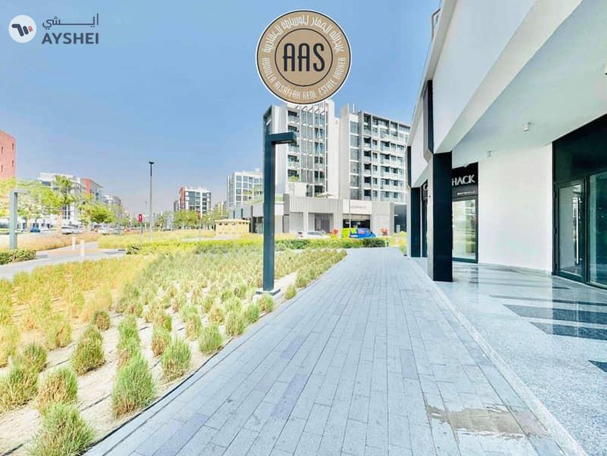 Hot Deal•Main Boulevard View Shop With Exit Door•2 Months Free•4 Cheques-8-8