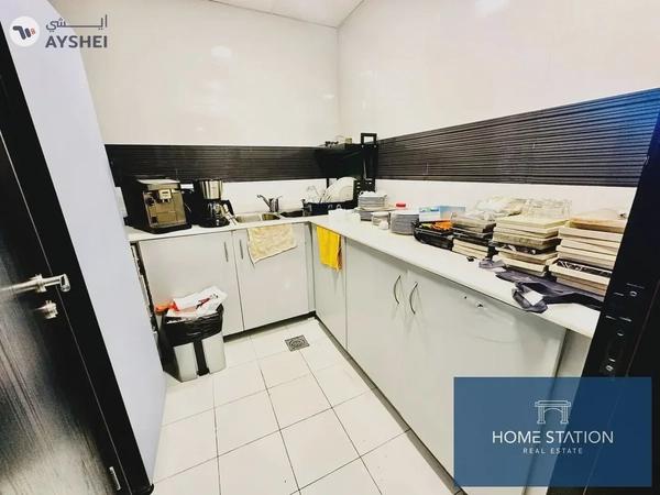 Grosvenor Business Tower, Barsha Heights (Tecom), Dubai