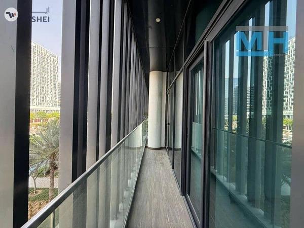 SOL Bay, Business Bay, Dubai