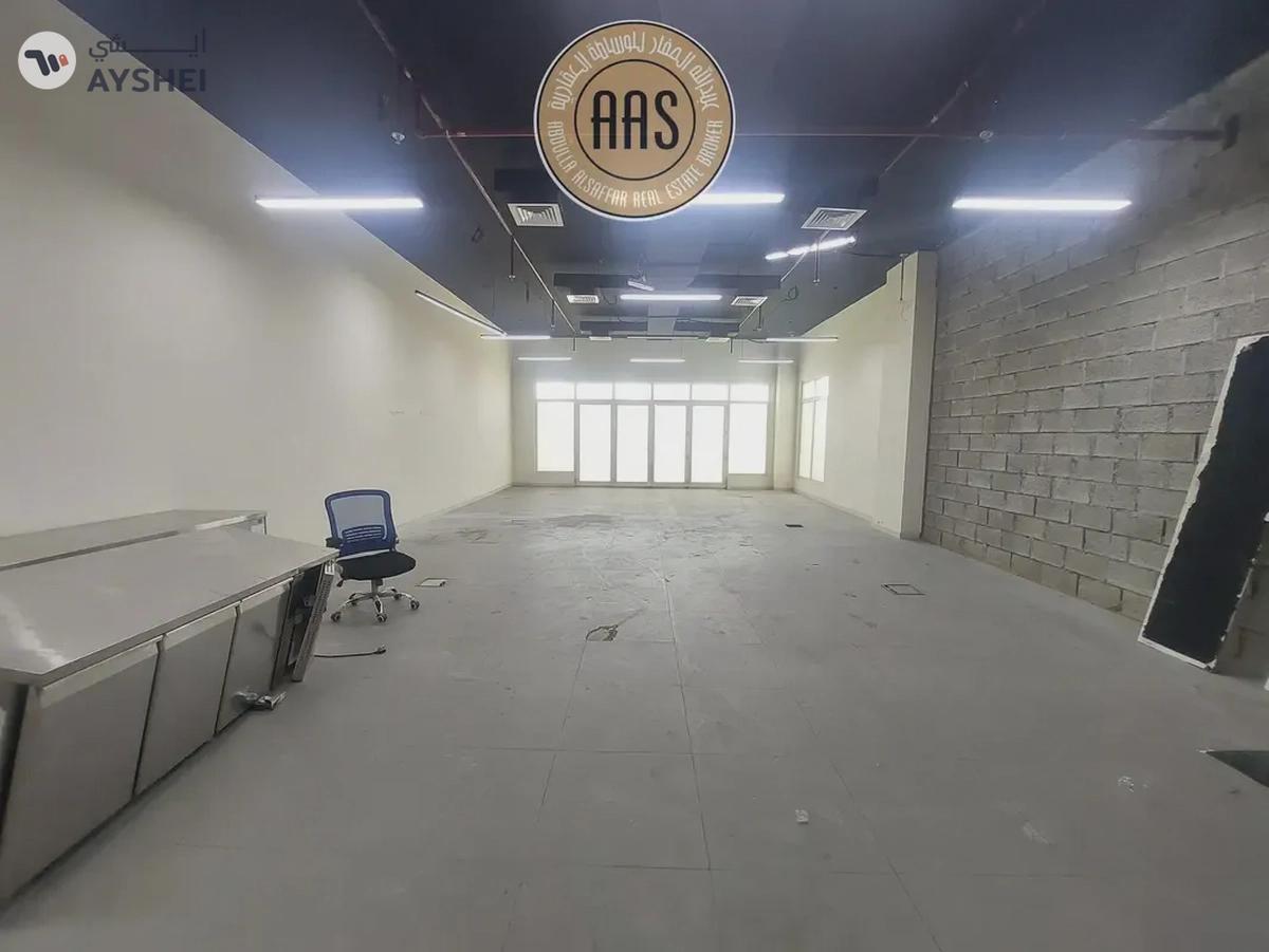 Shop for Rent only 129k 865 sqft with all bills included in dip-1-1