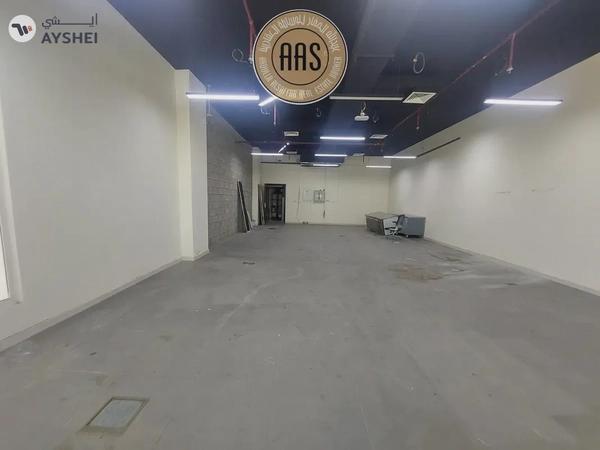 Shop for Rent only 129k 865 sqft with all bills included in dip