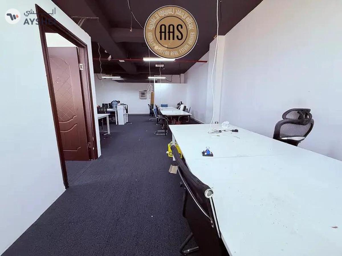 Spacious office for rent// chiller free also dewa free //in dip 1 Dubai-6-6